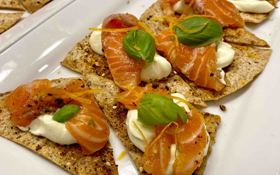 Gravlax de saumon au gin, agrumes et fenouil